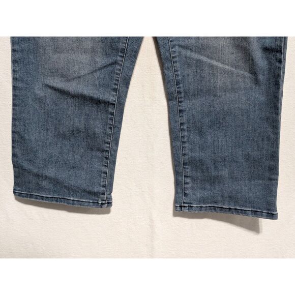 NWT Nine West Chrystie Capri's Denim Jean Size 12x23 - Picture 2 of 14